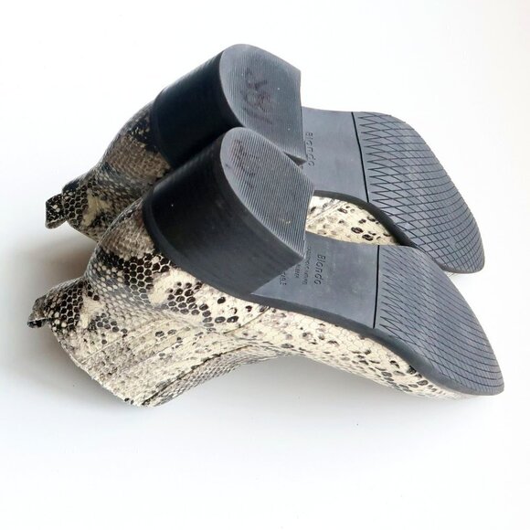 Blondo Snakeskin Leather Waterproof Block Heel Pointy Toe Ankle Boots / Booties - Picture 15 of 16